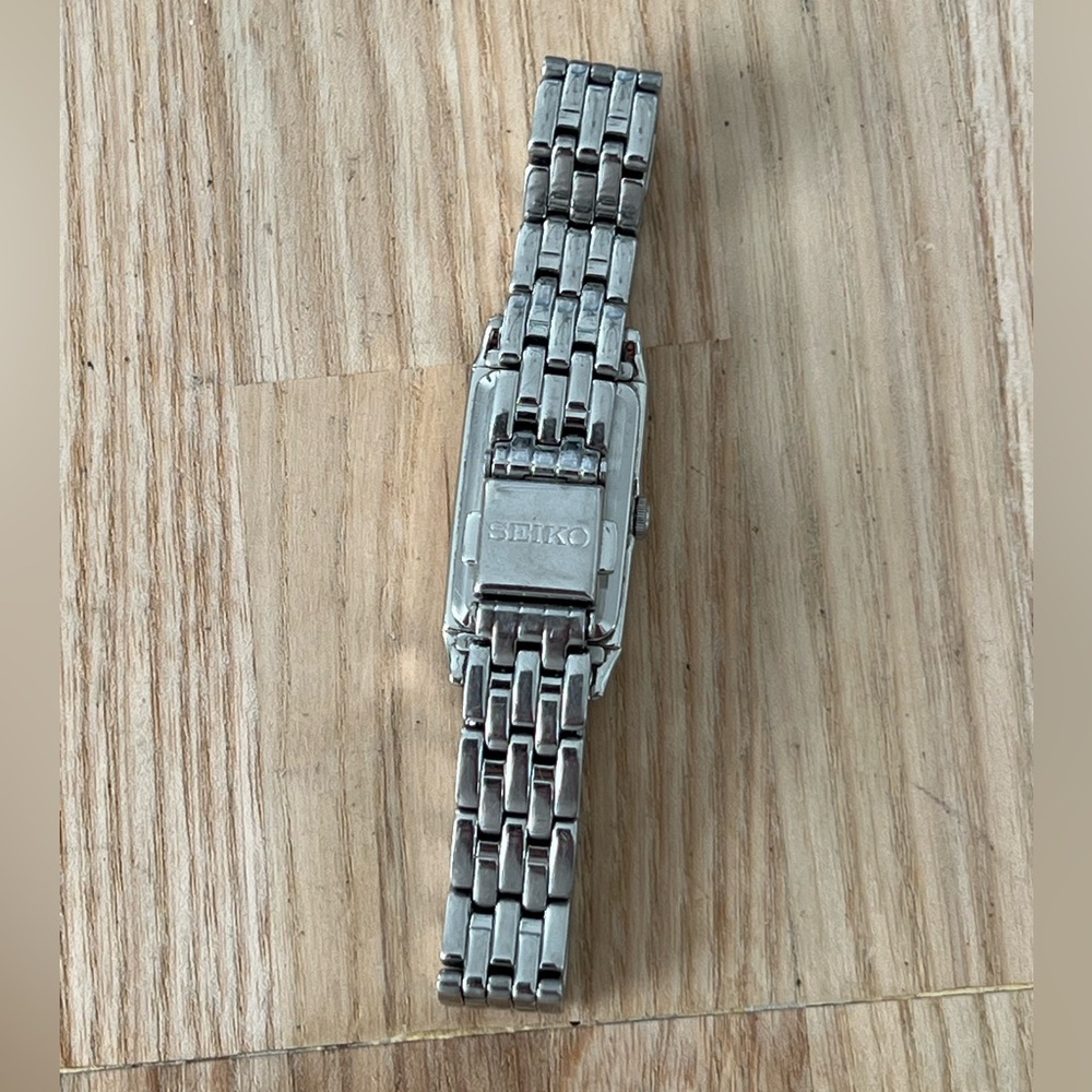 Seiko Solar Luxury Ladies Watch Black Rectangular Dial Stainless Bracelet - Picture 12 of 14